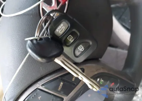 2013 Hyundai Elantra Gls from USA, damaged, VIN 5NPDH4AE1DH338933